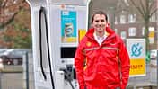 Shell testet dynamische Preise fürs Schnellladen. Der Preis orientiert sich am Börsenstrompreis des jeweiligen Tages.